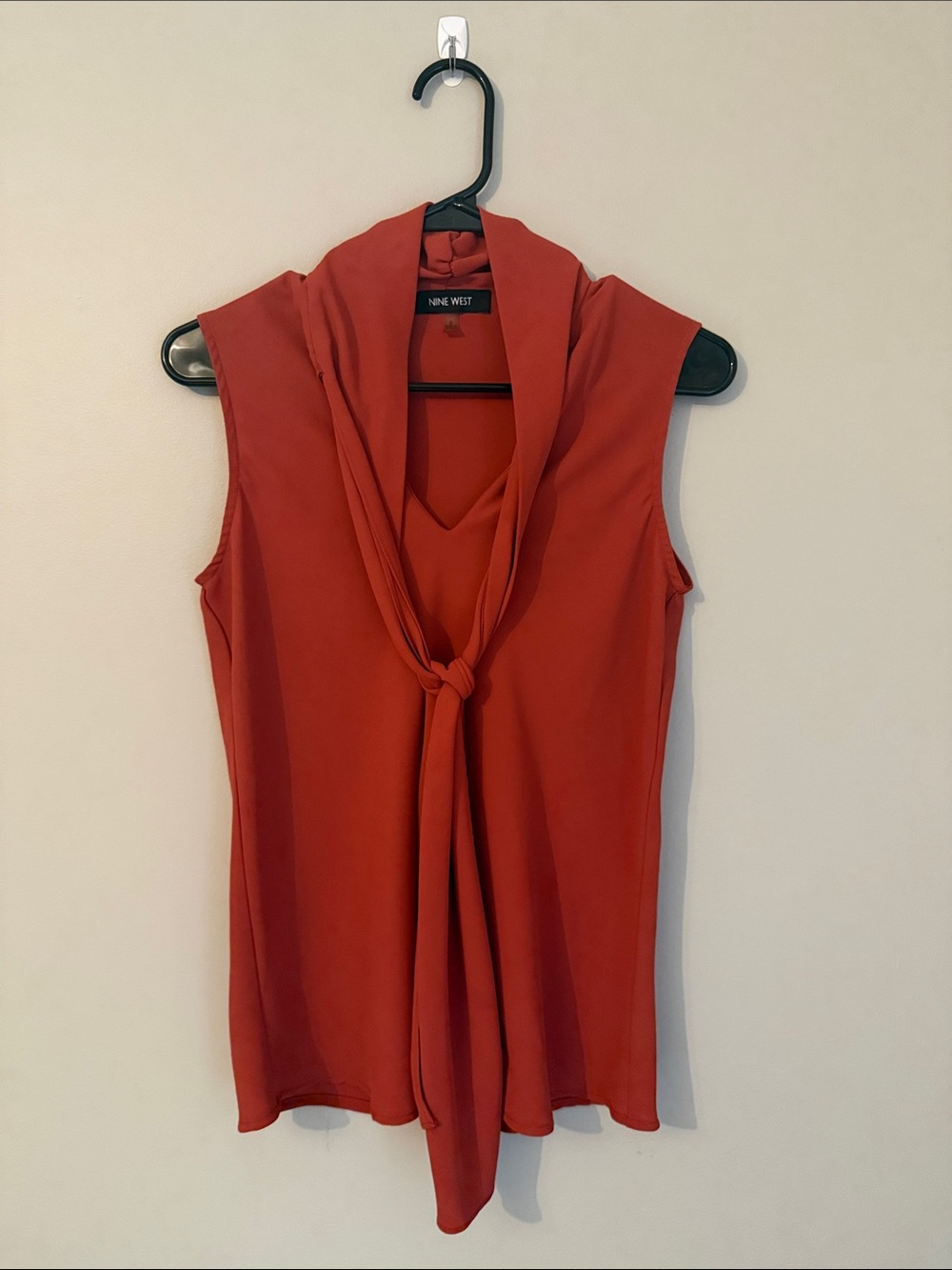 Nine West Rust Red Sleeveless Tie-Neck blouse